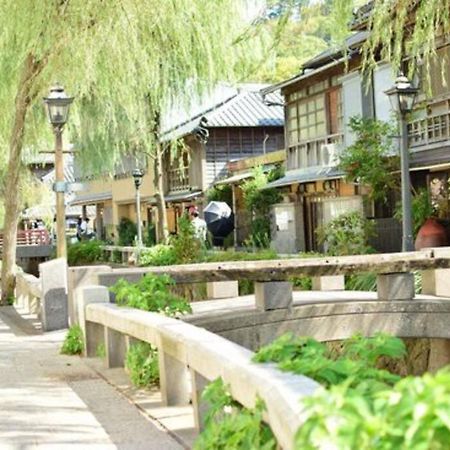 三丁庵 貸別荘 海まで徒歩10分 観光地ペリーロードまで徒歩2分の最高なロケーション 下田を遊び尽くせる貸別荘 無料駐車場もあります2Min Walk To The Perry Road 10Min Walk To The Beach Old Japanese Modern Style House Kültér fotó